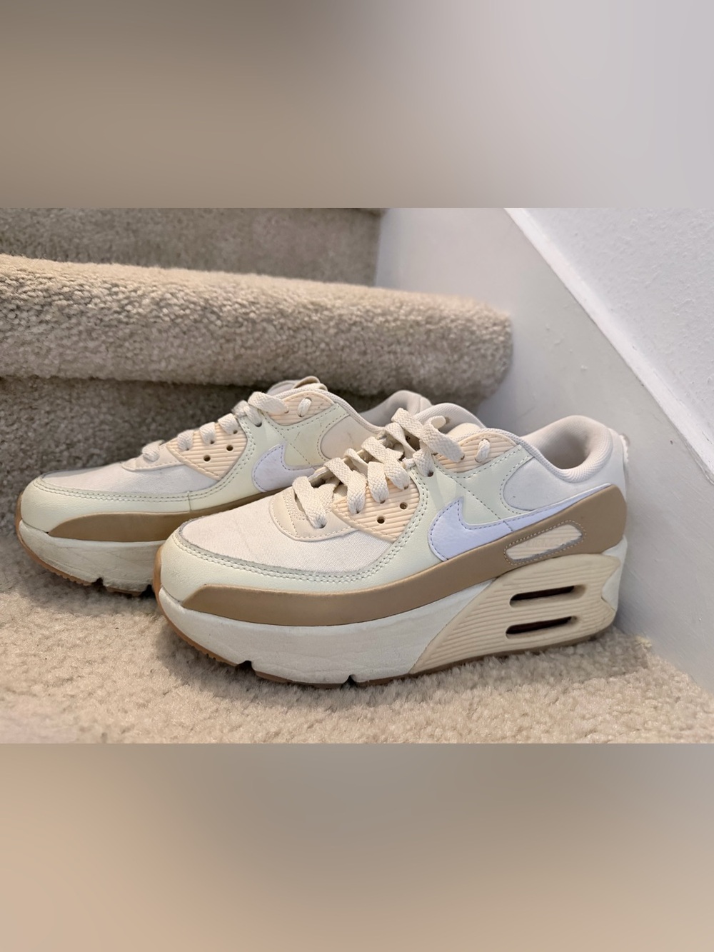 Nike Women's Air Max 90 LV8 Shoes 'Sail/Pale Vanilla' (HF4302-133) size 7